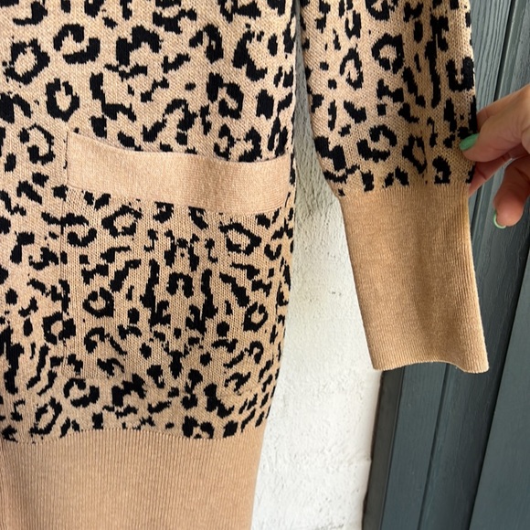 J. Crew V-Neck Leopard Print Relaxed Fit Cotton/Wool Cardigan Size XS - Picture 7 of 16